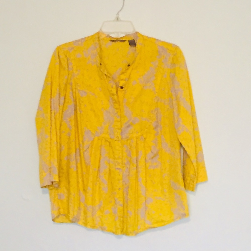 Final Markdown!Yellow & ivory floral blouse M